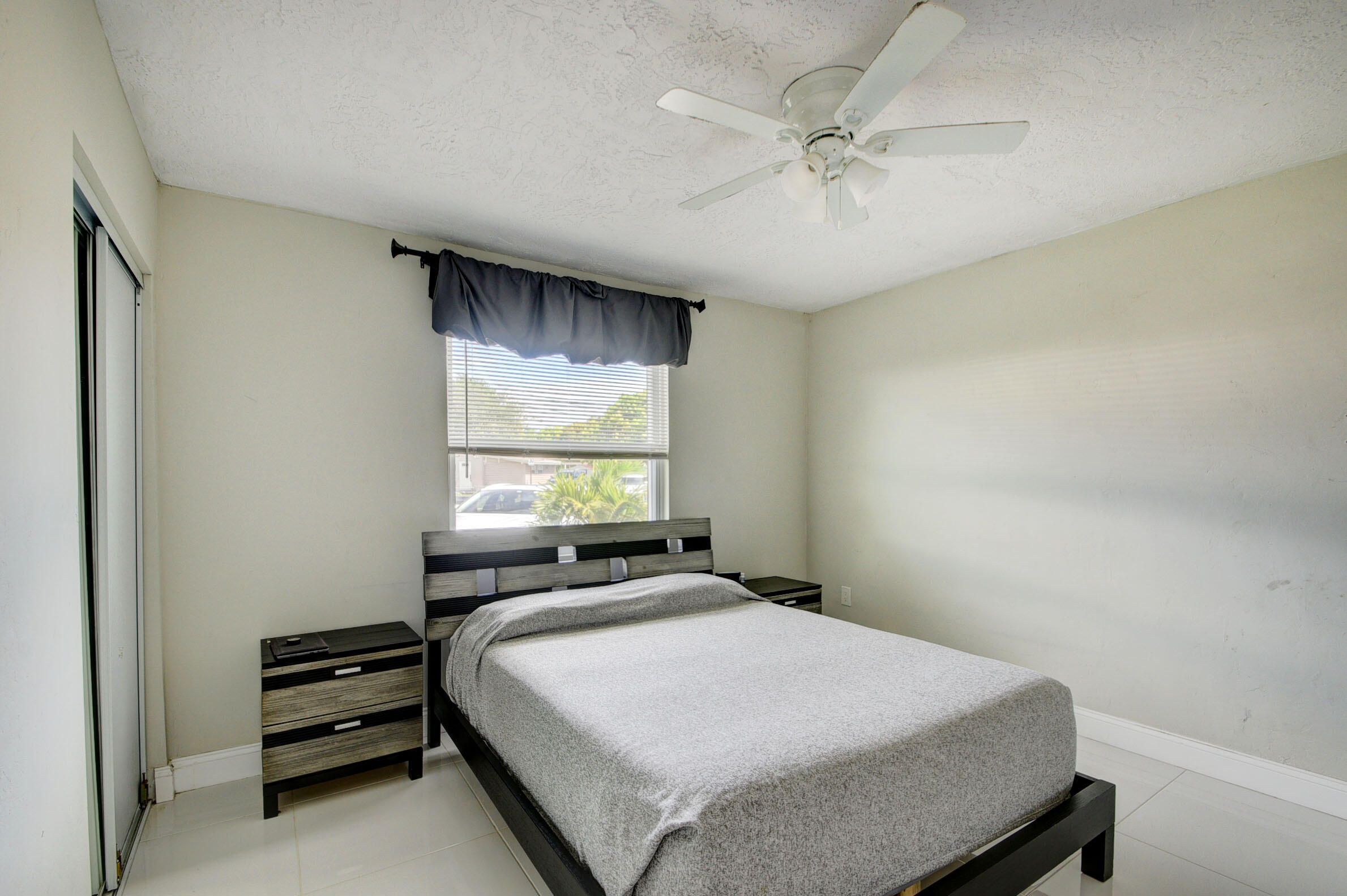 599 Owosso Road Lake Worth, FL 33462 - Photo 12 of 20 599 2nd Bedroom