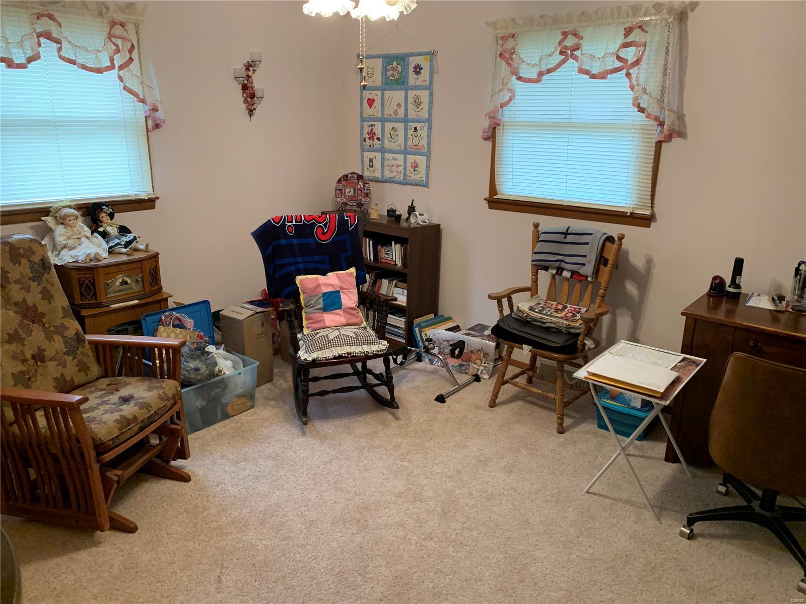 810 Zilles Road Highland, IL 62249 - Photo 11 of 18 Gallery Image 11