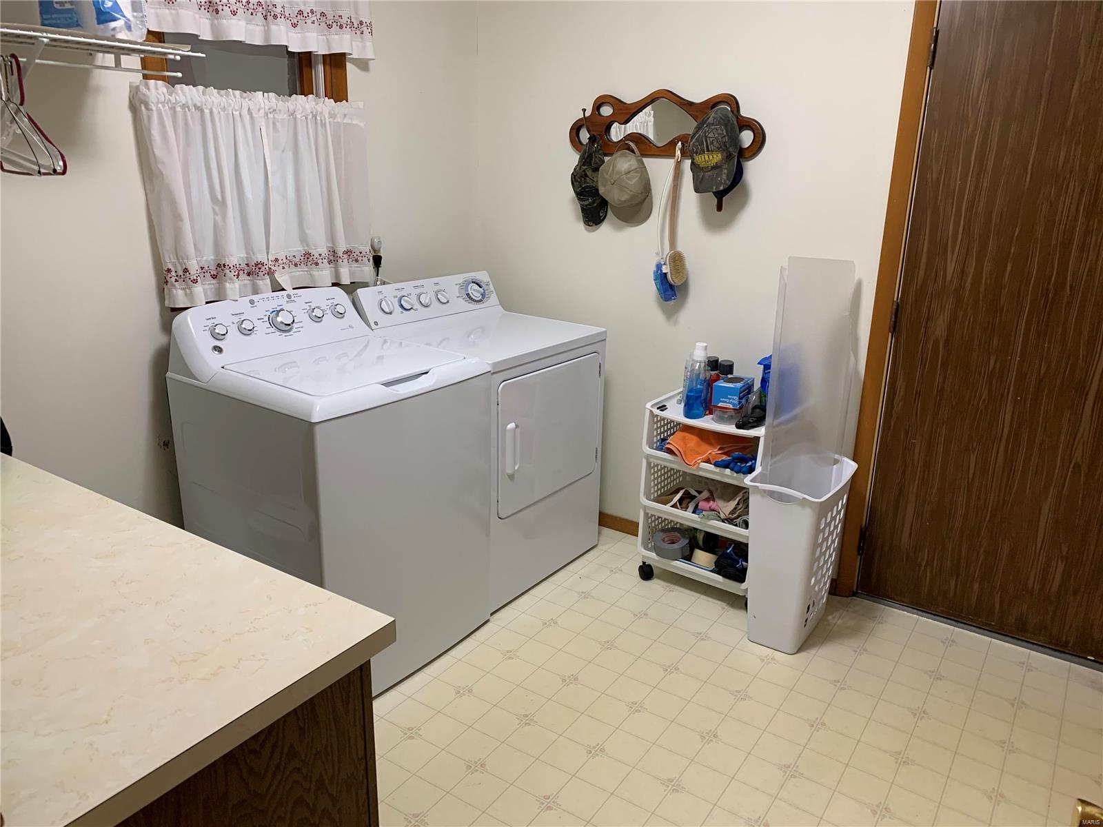 810 Zilles Road Highland, IL 62249 - Photo 15 of 18 Gallery Image 15