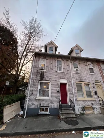 $189,500 | 208 North Poplar Street, Allentown, PA 18102