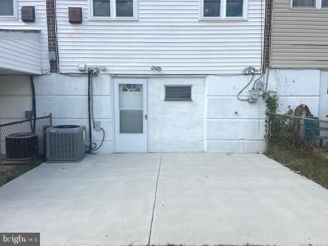 12159 Aster Road Philadelphia, PA 19154 - Photo 12 of 14 a view of a house with backyard