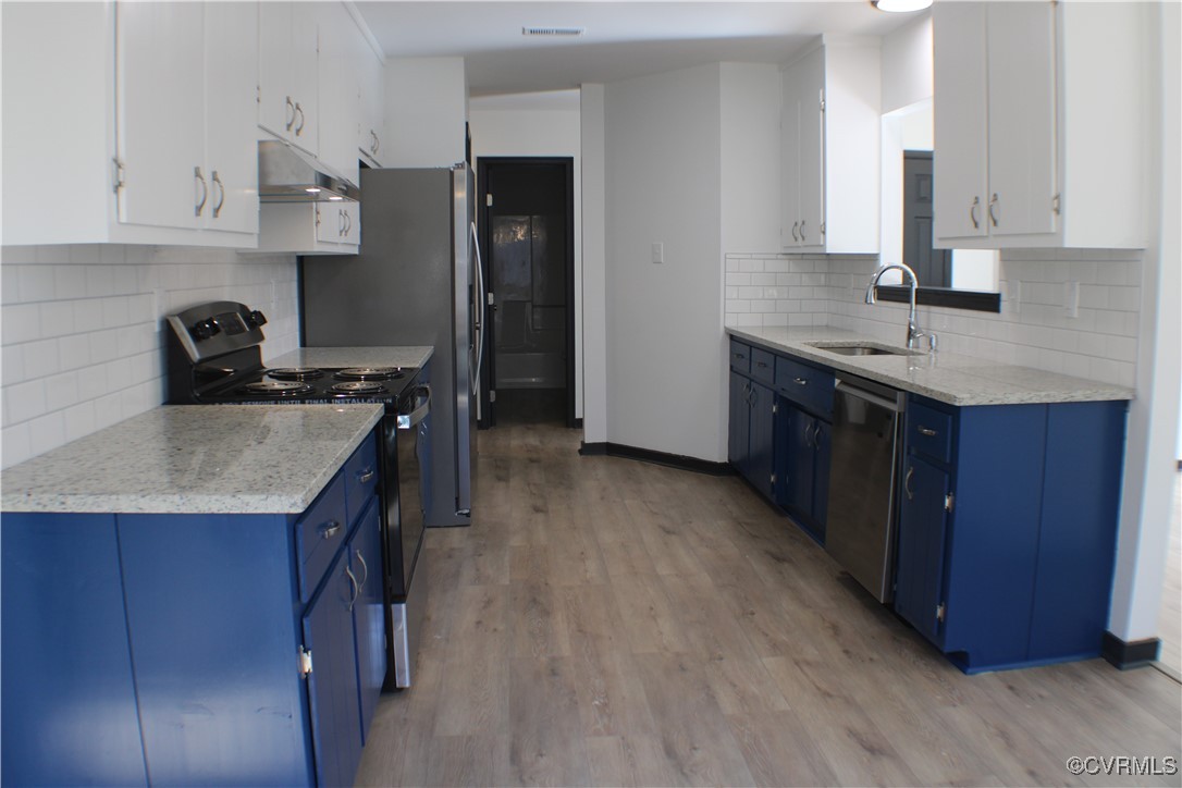 7836 Brightridge Road Chesterfield, VA 23832 - Photo 11 of 39 Updated kitchen w/ updated cabinets! Brand new gra