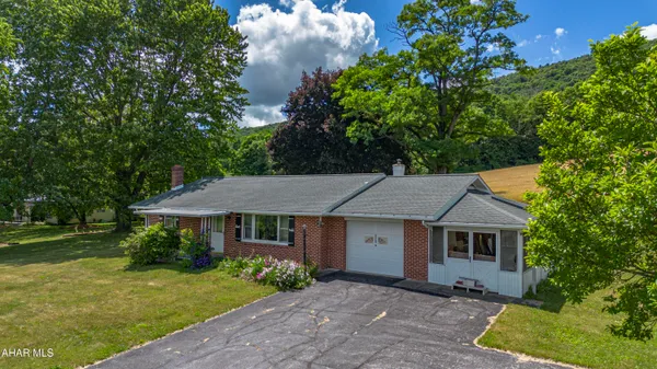 $250,000 | 9960 Big Valley Pike, Mill Creek, PA 17060