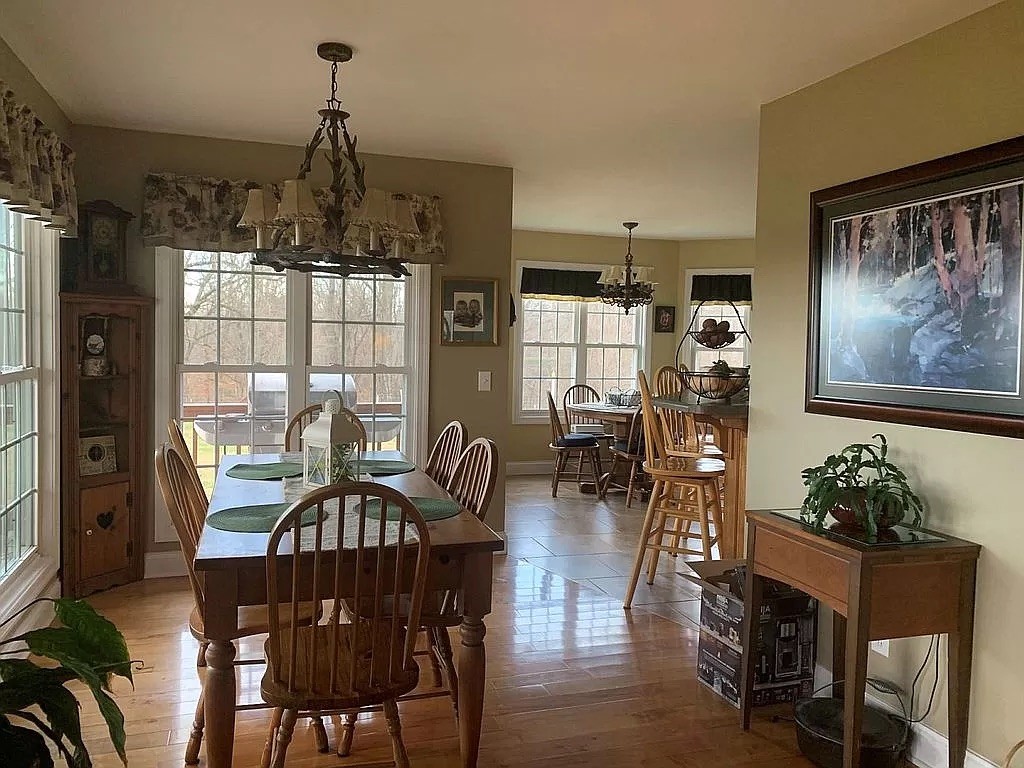 3685 South Hyde Road Springfield, TN 37172 - Photo 15 of 26 a view of a dining room with furniture window and outside view