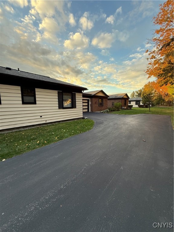 30 The Orchard Manlius, NY 13066 - Photo 3 of 32