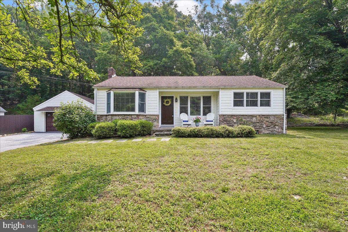 785 Country Club Road Phoenixville, PA 19460 - Photo 1 of 24 Gallery Image 1