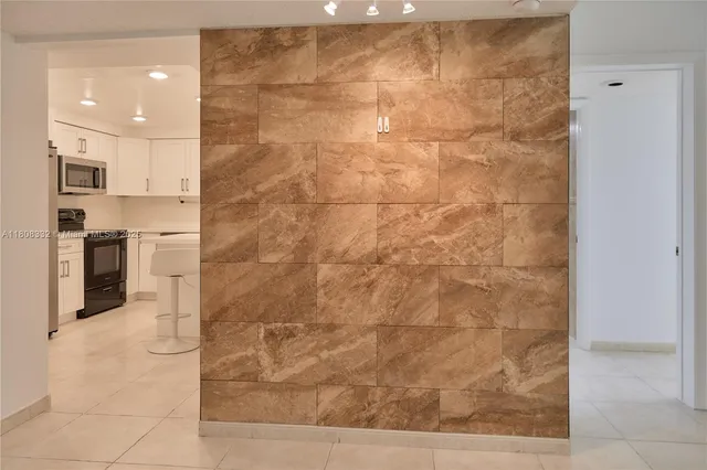 $319,000 | 16175 Golf Club Road, Unit 308, Weston, FL 33326