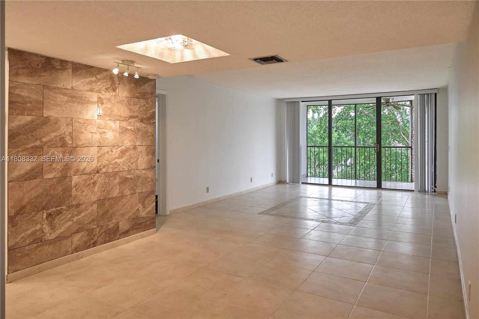 16175 Golf Club Road, Unit 308 Weston, FL 33326 - Photo 2 of 54