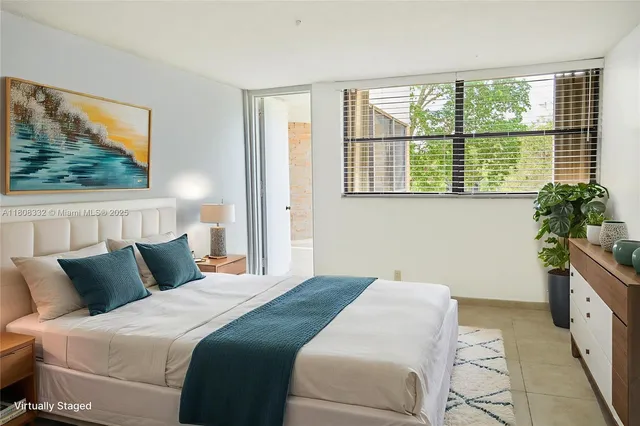 $319,000 | 16175 Golf Club Road, Unit 308, Weston, FL 33326