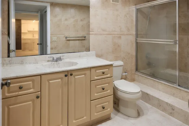 $319,000 | 16175 Golf Club Road, Unit 308, Weston, FL 33326