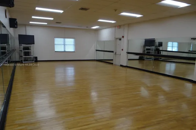 $319,000 | 16175 Golf Club Road, Unit 308, Weston, FL 33326