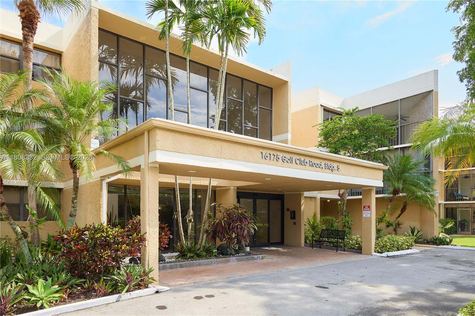 16175 Golf Club Road, Unit 308 Weston, FL 33326 - Photo 9 of 54