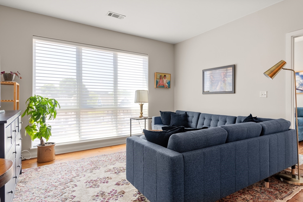 3531 Washington Street, Unit 304 Boston, MA 02130 - Photo 15 of 40