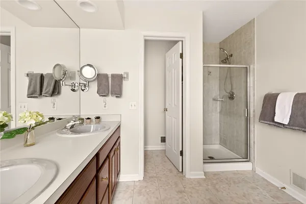 $519,900 | 41 Broadmoor Trail, Perinton, NY 14450