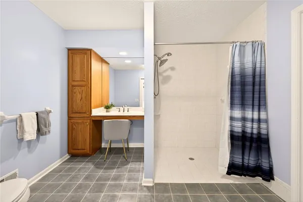 $519,900 | 41 Broadmoor Trail, Perinton, NY 14450