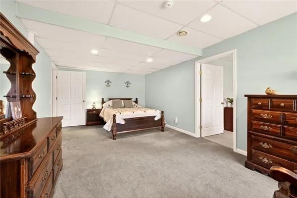 $519,900 | 41 Broadmoor Trail, Perinton, NY 14450