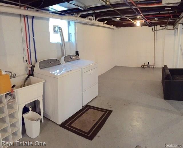 65 Wellesley Drive Pleasant Ridge, MI 48069 - Photo 21 of 24 FullSizeRender-7.jpg