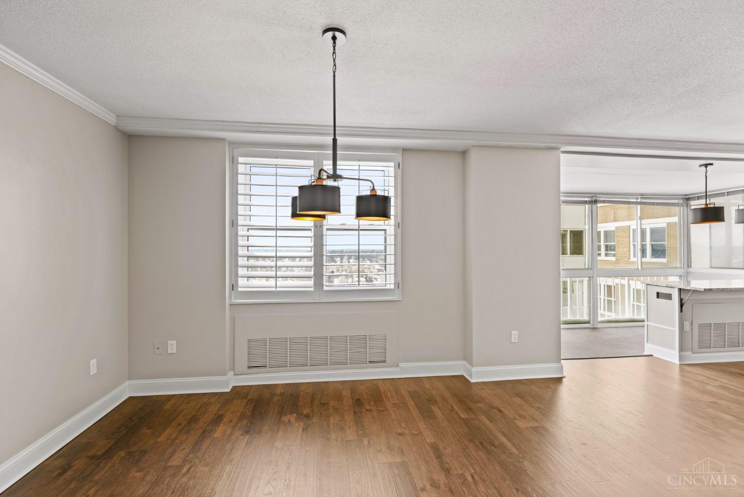 2444 Madison Road, Unit 1912 Cincinnati, OH 45208 - Photo 14 of 41 Gallery Image 14