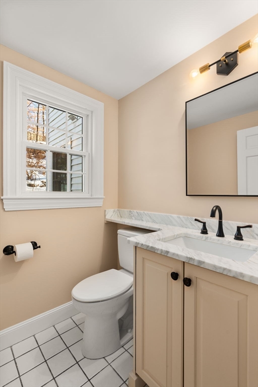 141 Hampshire Road Wellesley, MA 02481 - Photo 15 of 33 Gallery Image 15