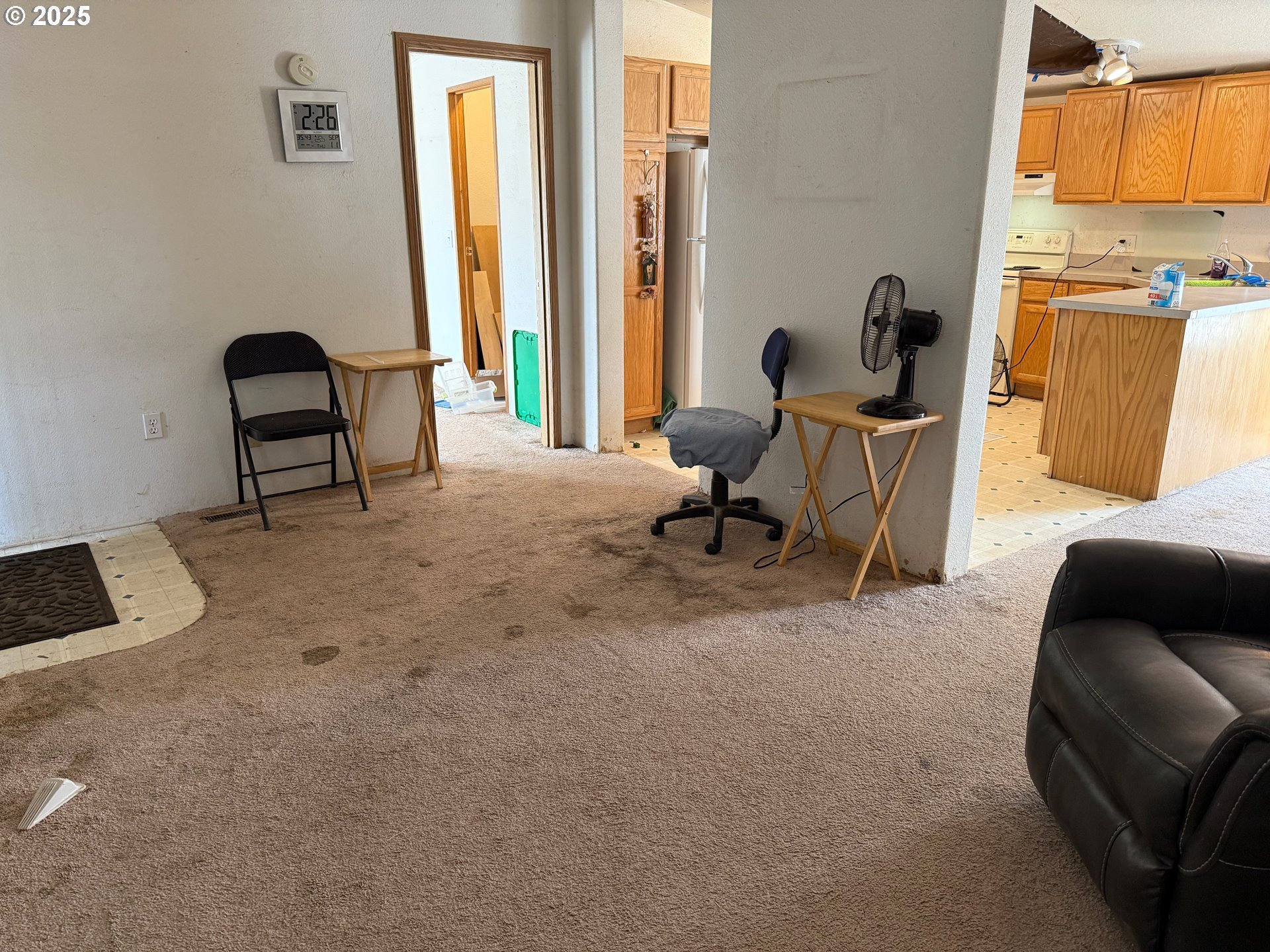 9071 Southwest Sand Ridge Road Terrebonne, OR 97760 - Photo 31 of 40 a living room with furniture and a window