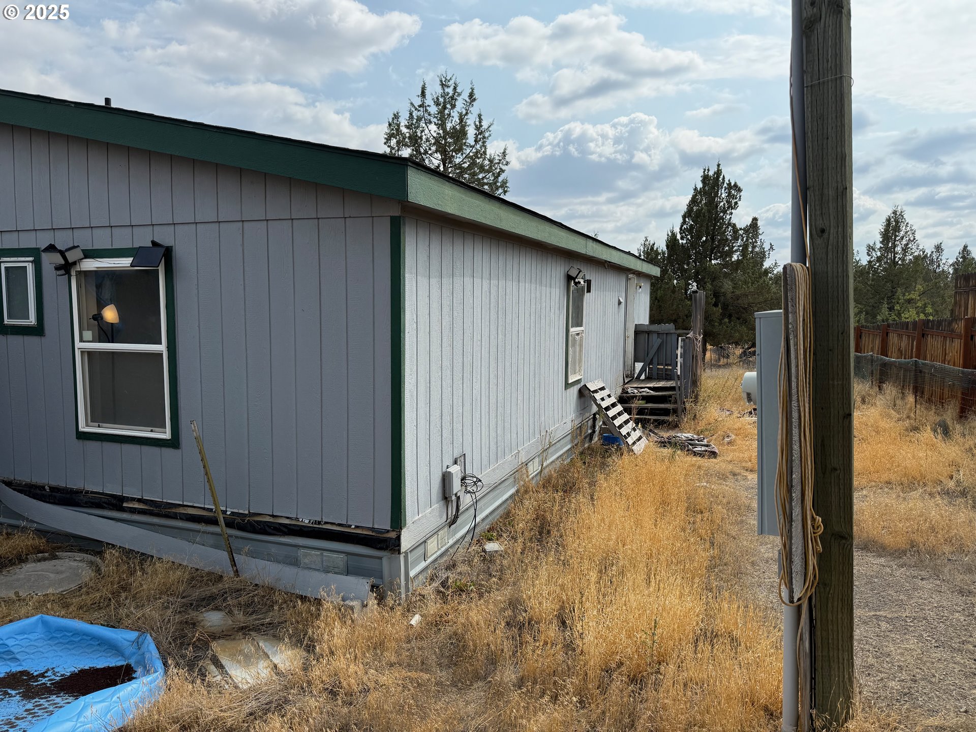 9071 Southwest Sand Ridge Road Terrebonne, OR 97760 - Photo 37 of 40 a view of a backyard