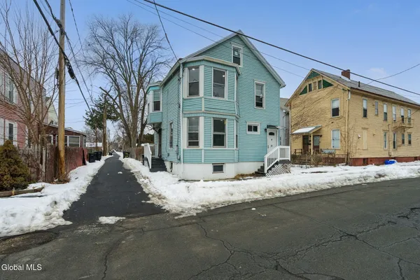 $149,000 | 21 120th Street, Troy, NY 12182