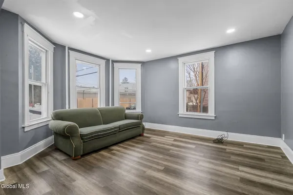 $149,000 | 21 120th Street, Troy, NY 12182