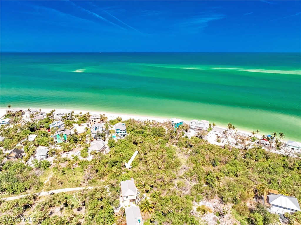 150 Hummingbird Drive Upper Captiva, FL 33924 - Photo 11 of 23 a view of a big yard