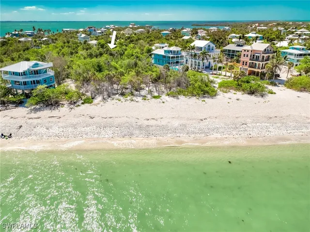 a view of a yard with an outdoor space