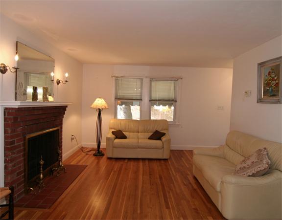 4 Bonad Road Stoneham, MA 02180 - Photo 6 of 17 Gallery Image 6