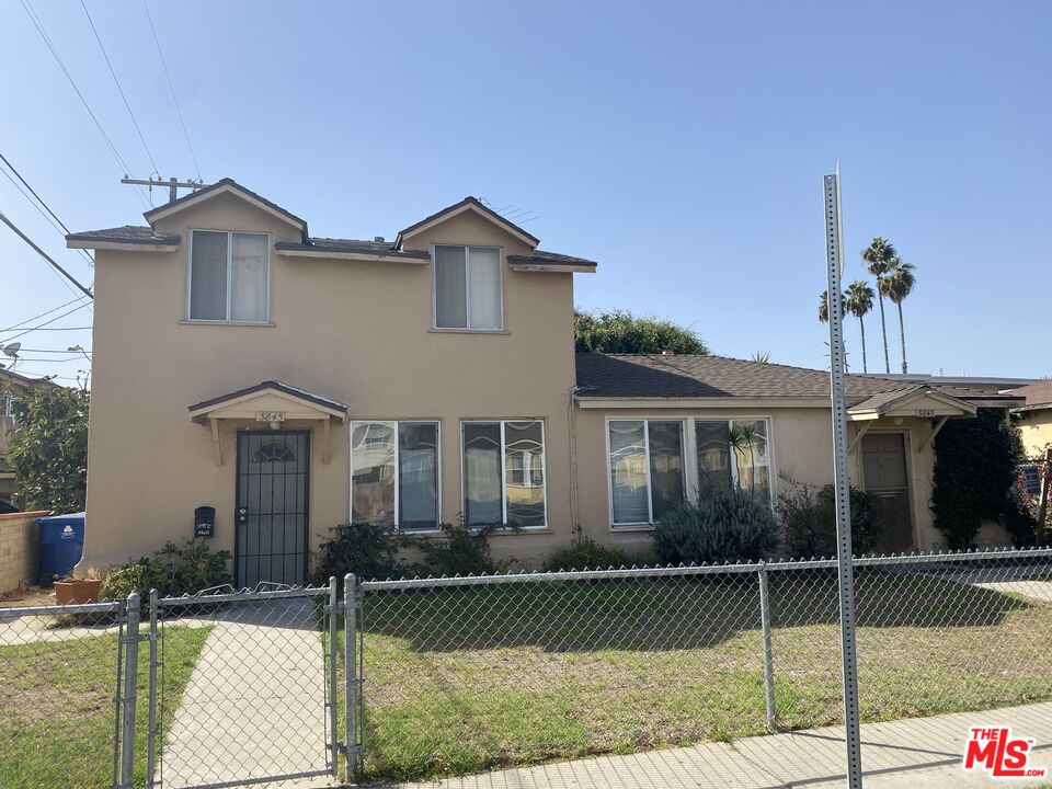 3843 Wade Street, Los Angeles, CA 90066 Compass