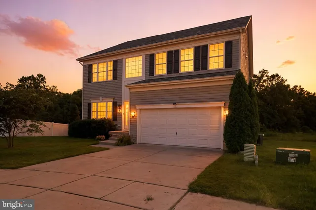 front view of house with a yard
