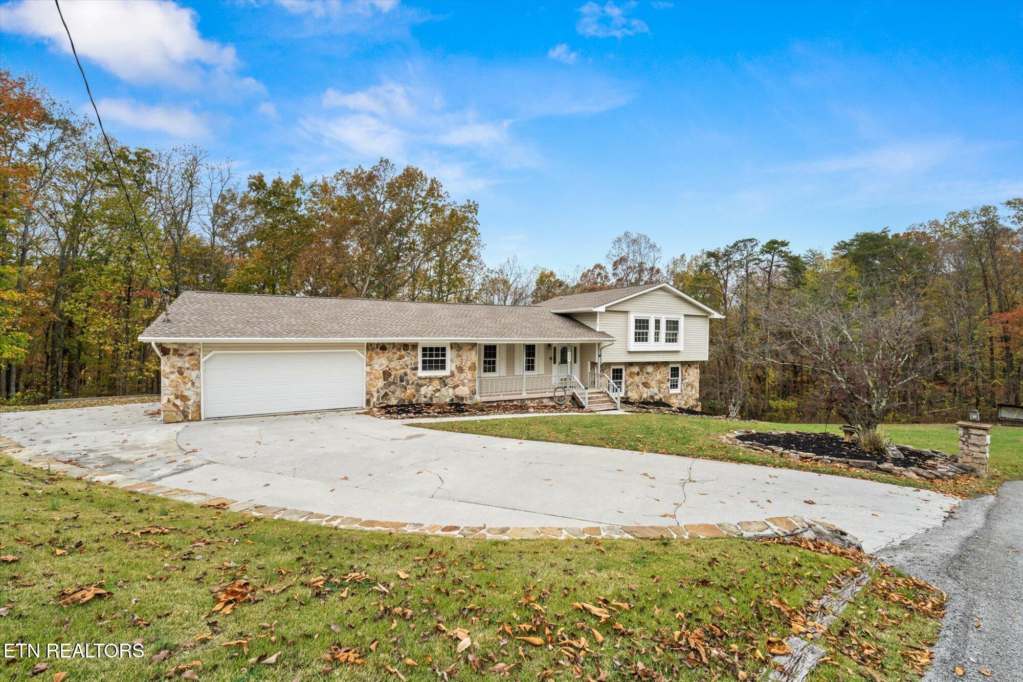 609 Stephens Road Rocky Top, TN 37769 - Photo 23 of 32 01-609-Stephens-Rd-Rocky-Top-TN-1