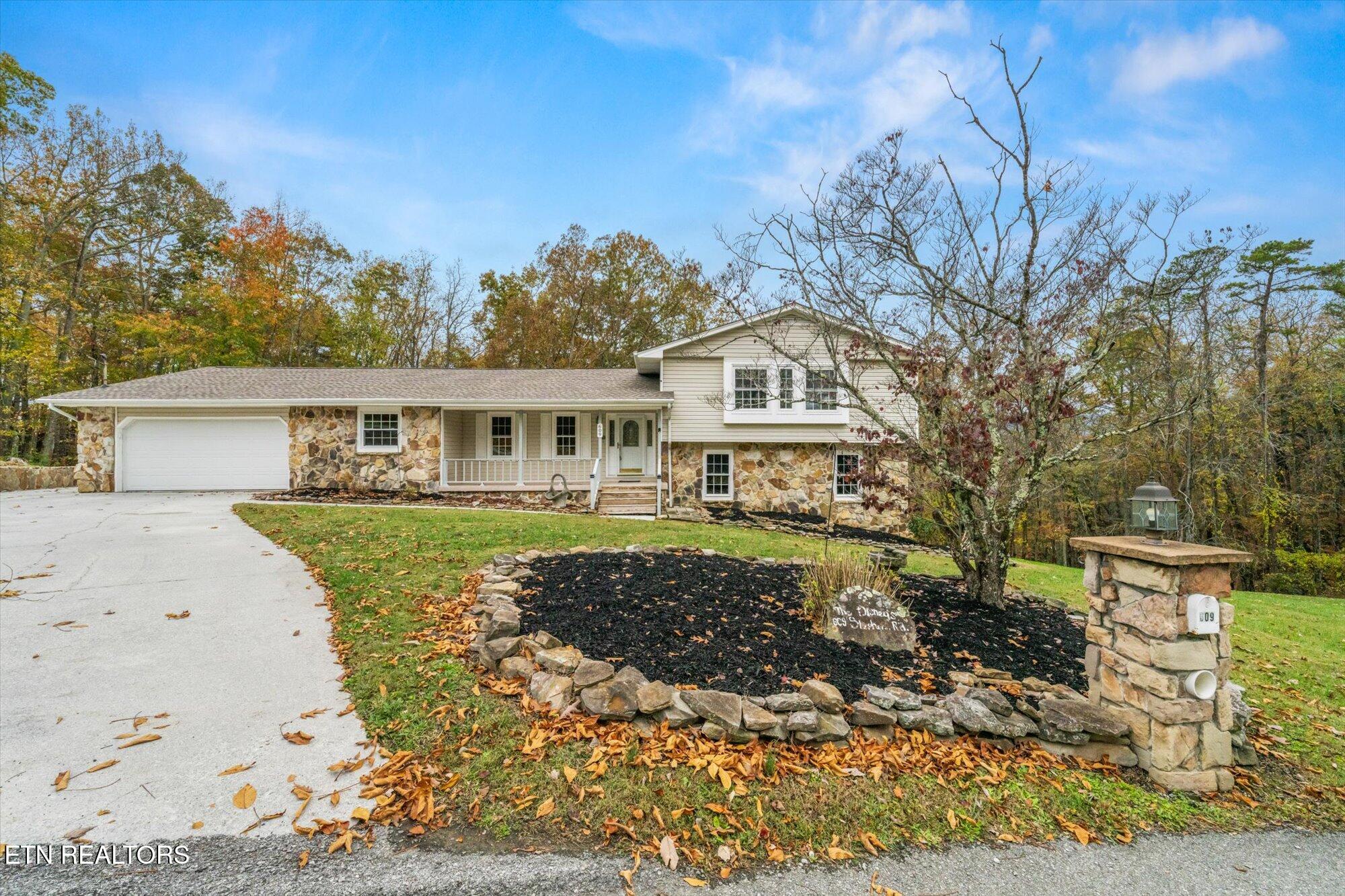 609 Stephens Road Rocky Top, TN 37769 - Photo 24 of 32 02-609-Stephens-Rd-Rocky-Top-TN-2