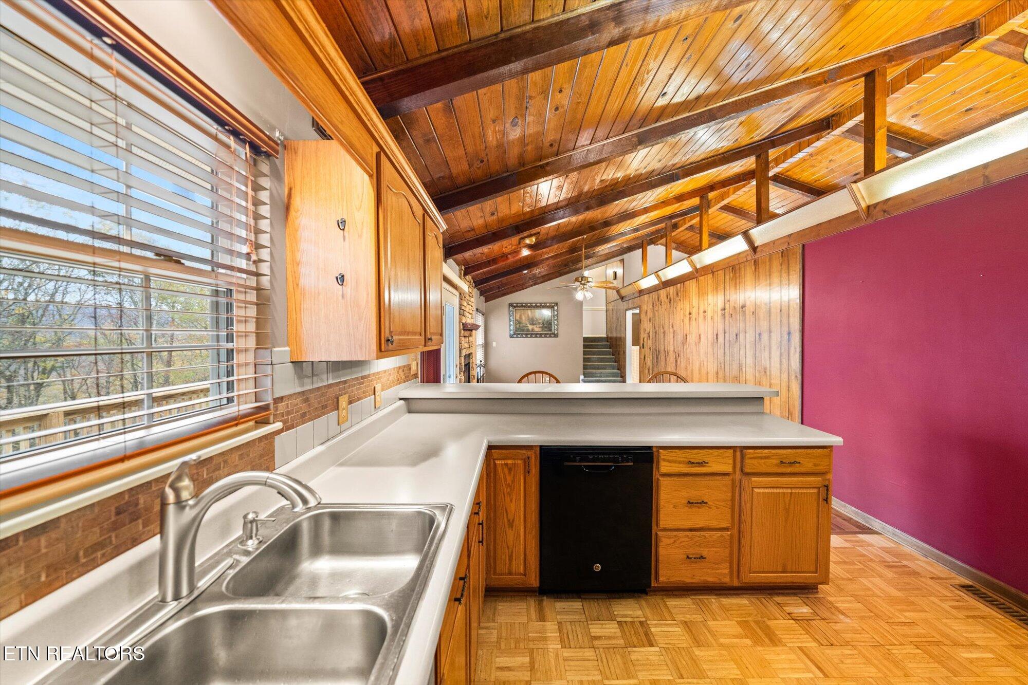 13-609-Stephens-Rd-Rocky-Top-TN-12