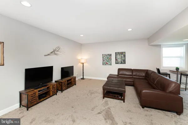 $1,250,000 | 4061 Saw Mill Road, Doylestown, PA 18902