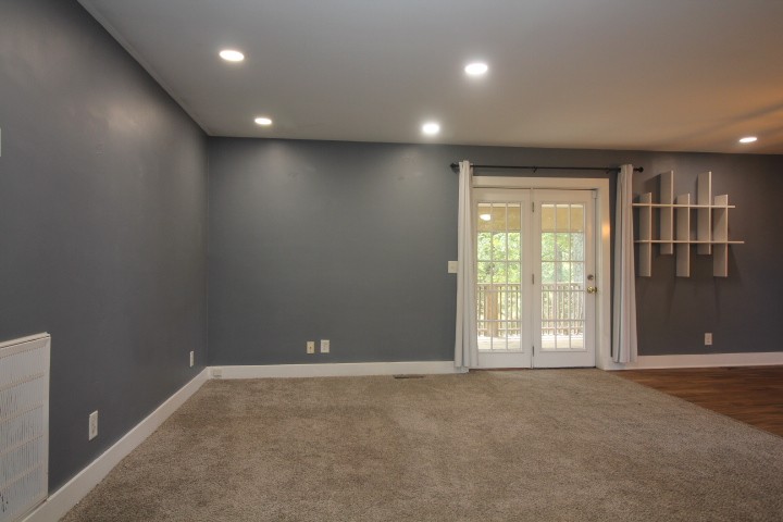 1176 Lafayette Road Clarksville, TN 37042 - Photo 3 of 29 Gallery Image 3