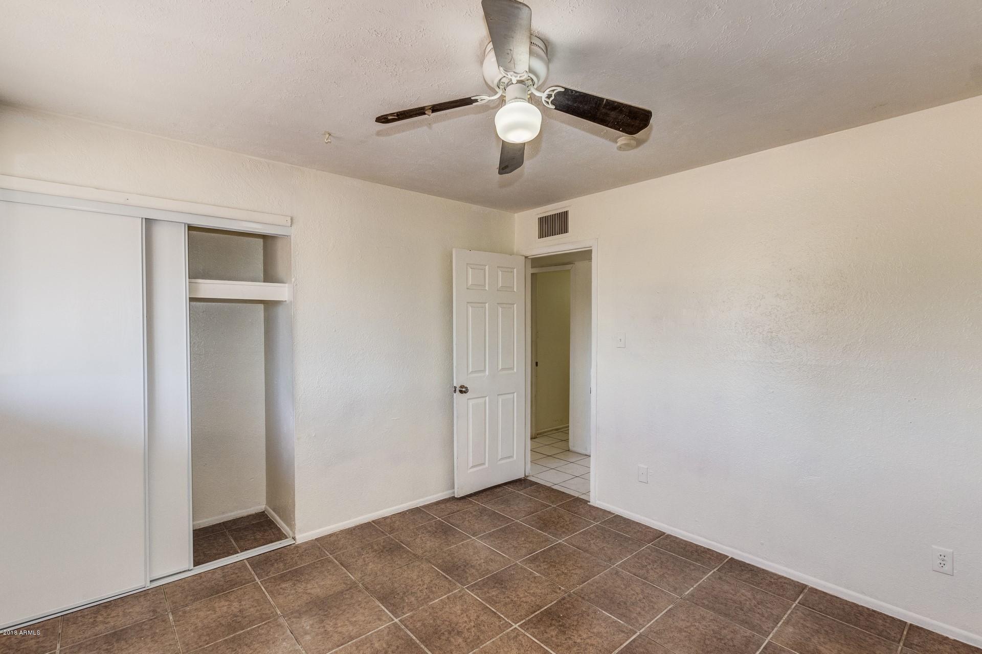 4836 West Osborn Road Phoenix, AZ 85031 - Photo 22 of 33 Osborn - 4836 (17)