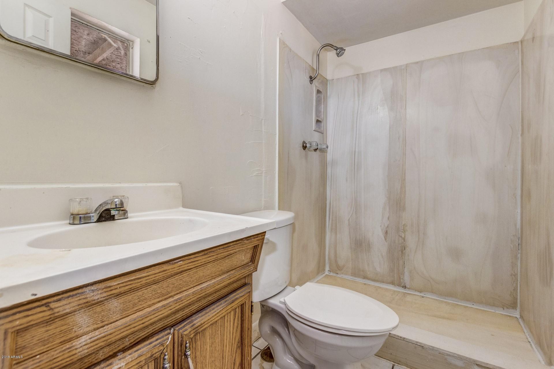 4836 West Osborn Road Phoenix, AZ 85031 - Photo 26 of 33 Osborn - 4836 (21)