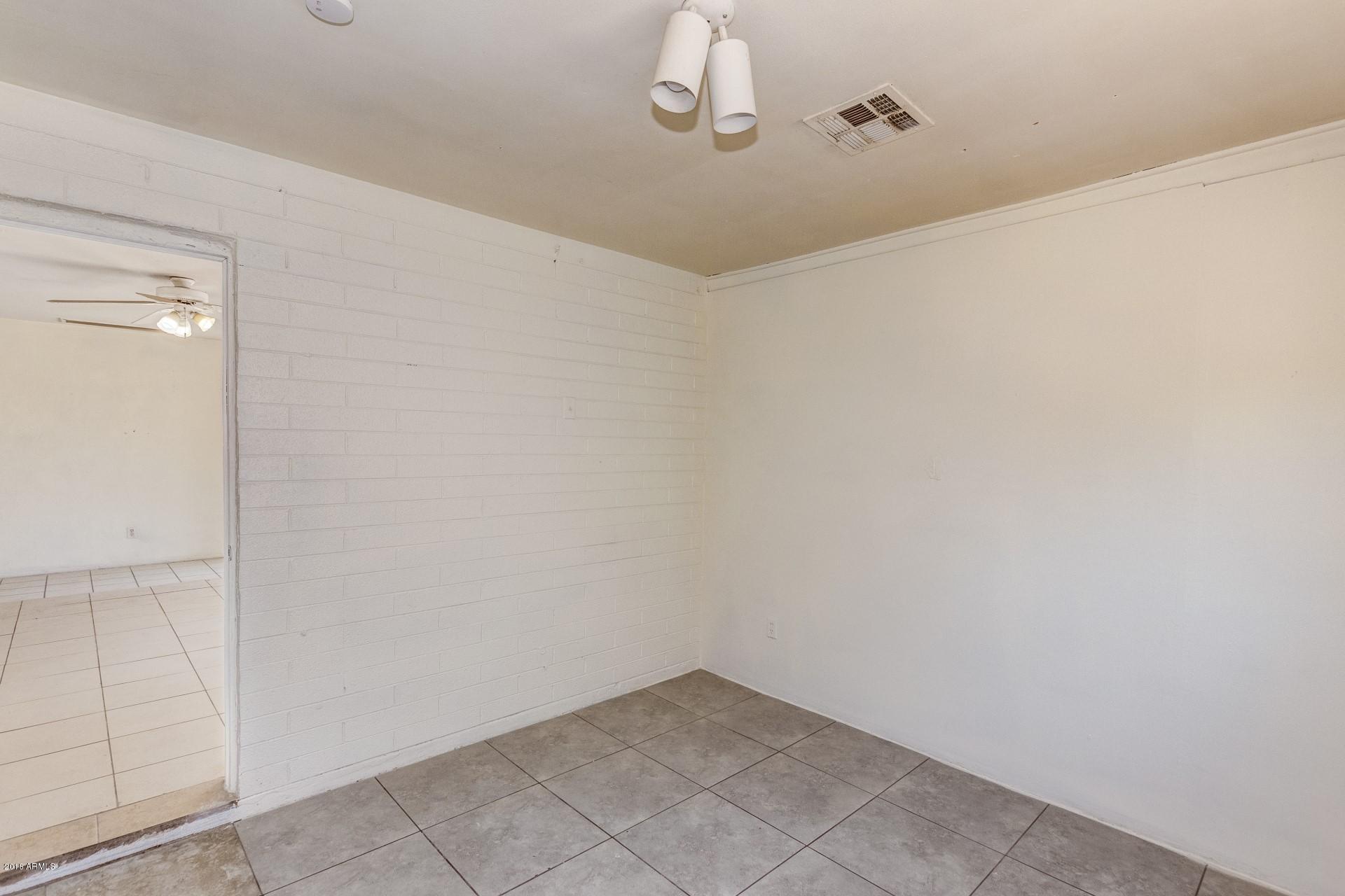4836 West Osborn Road Phoenix, AZ 85031 - Photo 33 of 33 Osborn - 4836 (28)