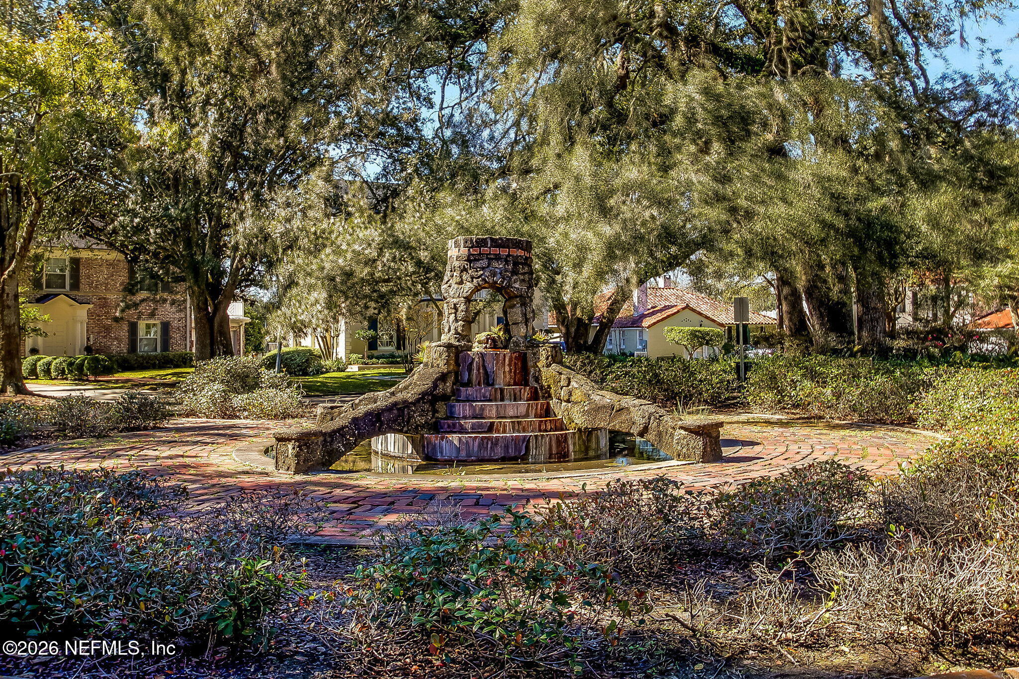 1626 Brookwood Road Jacksonville, FL 32207 - Photo 58 of 98 a view of a park with large trees