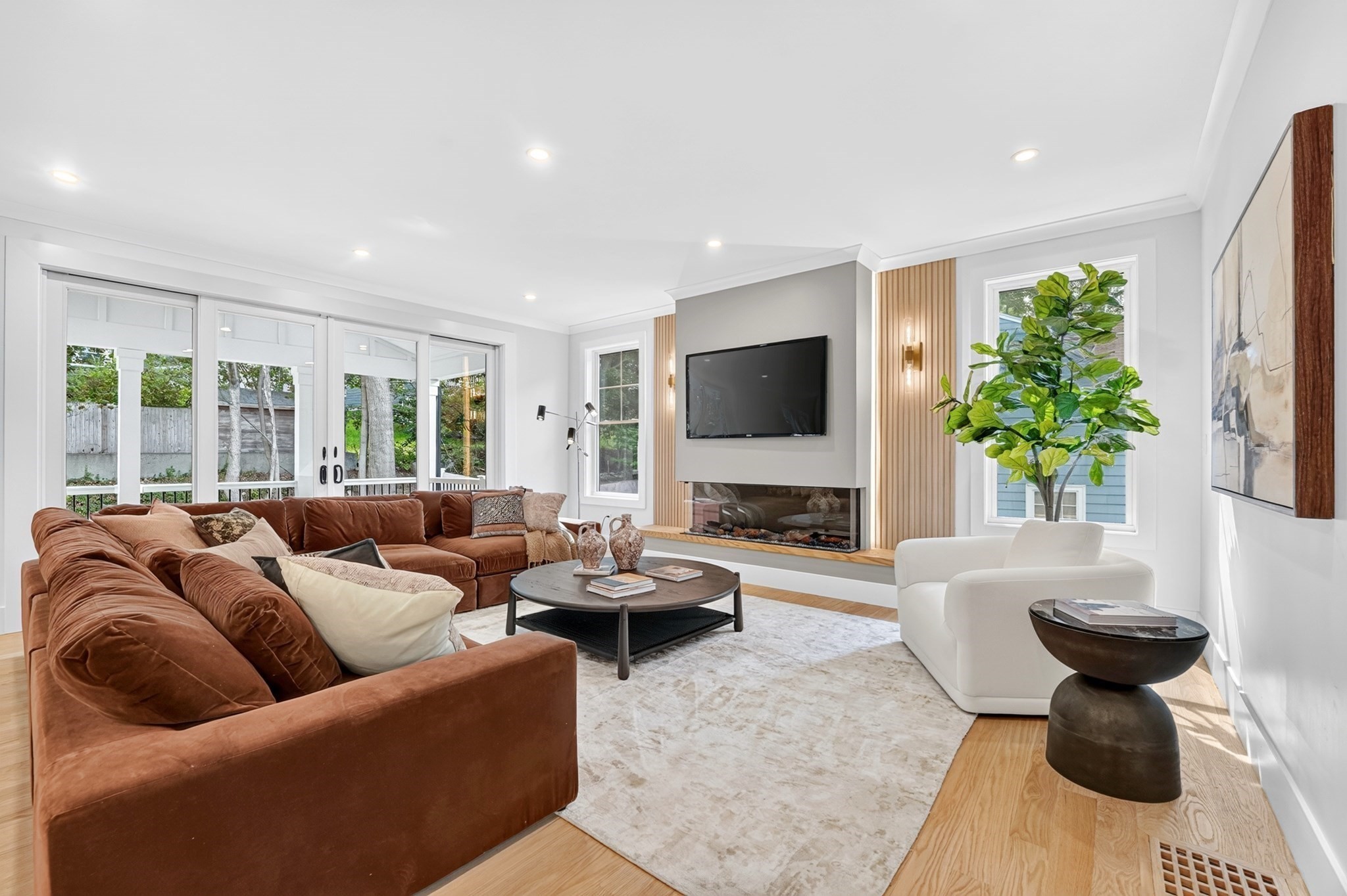 98 Falcon Street Needham, MA 02492 - Photo 4 of 30 Gallery Image 4
