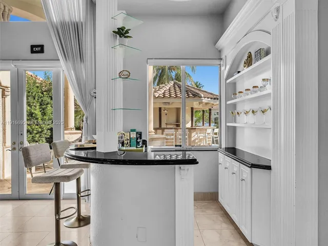 $13,595 | 922 Washington Street, Hollywood, FL 33019