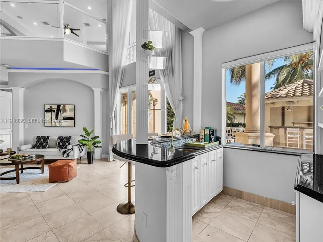 $13,595 | 922 Washington Street, Hollywood, FL 33019