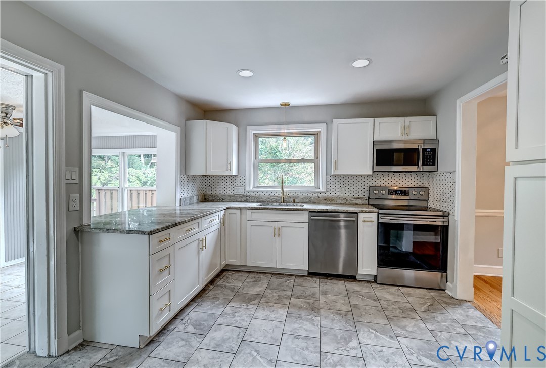 8309 Lansdowne Road Henrico, VA 23229 - Photo 18 of 43