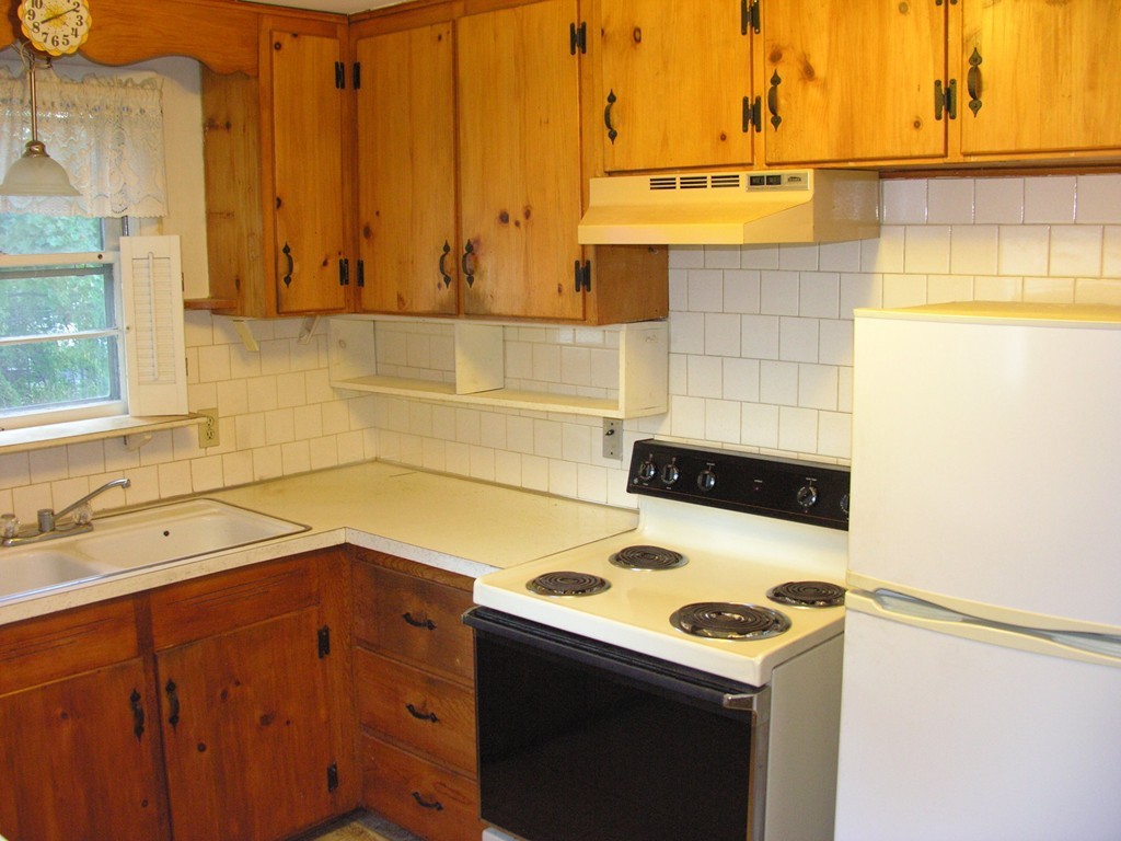 3 Victor Road Framingham, MA 01702 - Photo 12 of 26 Gallery Image 12