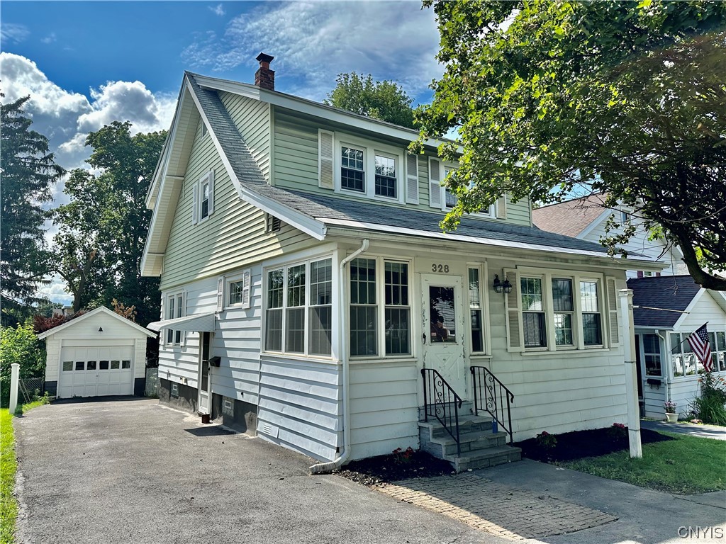 328 Nichols Avenue Syracuse, NY 13206 - Photo 1 of 1 Gallery Image 1