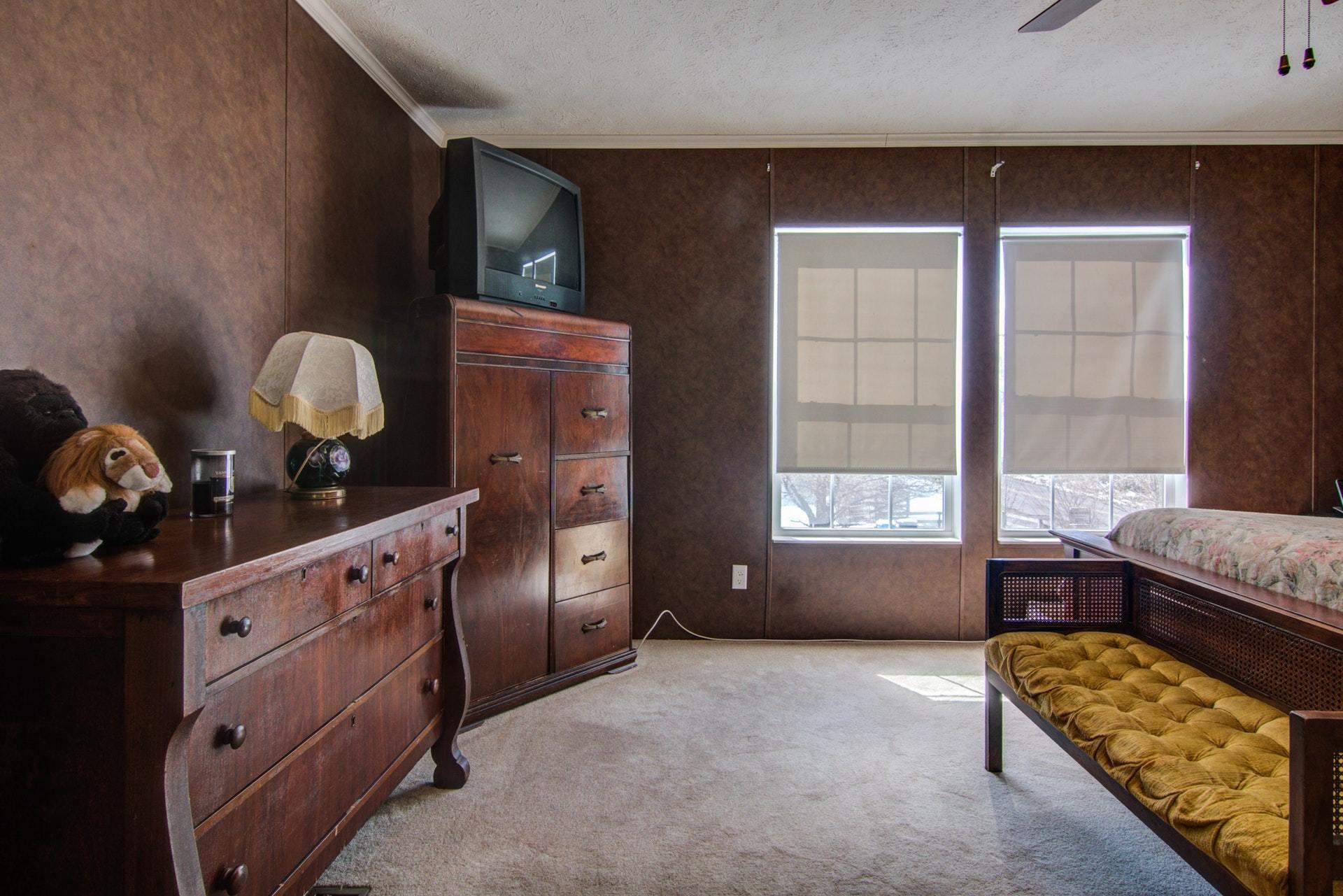 746 Hemlock Road Northwest Roanoke, VA 24017 - Photo 16 of 34 Master Suite