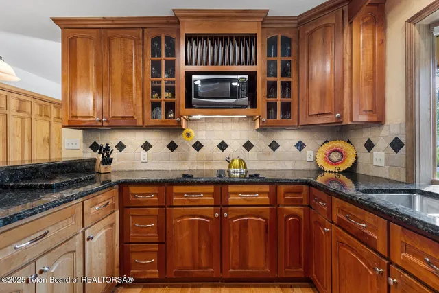 $5,750,000 | 3610 North Lake Creek Drive, Wilson, WY 83014