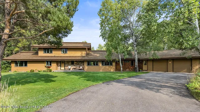 $5,750,000 | 3610 North Lake Creek Drive, Wilson, WY 83014